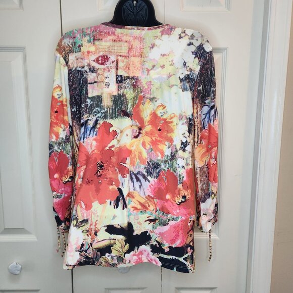 [M] Christopher & Banks Art Design Women's Top Size Medium Adjustable Sleeves - Picture 5 of 10